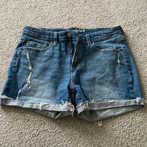 Universal Thread mid rise boyfriend shorts size 12